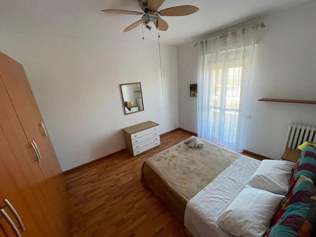Casa Vacanze Stazione เปสการา ภายนอก รูปภาพ